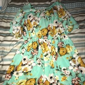 Flowery spaghetti strap romper